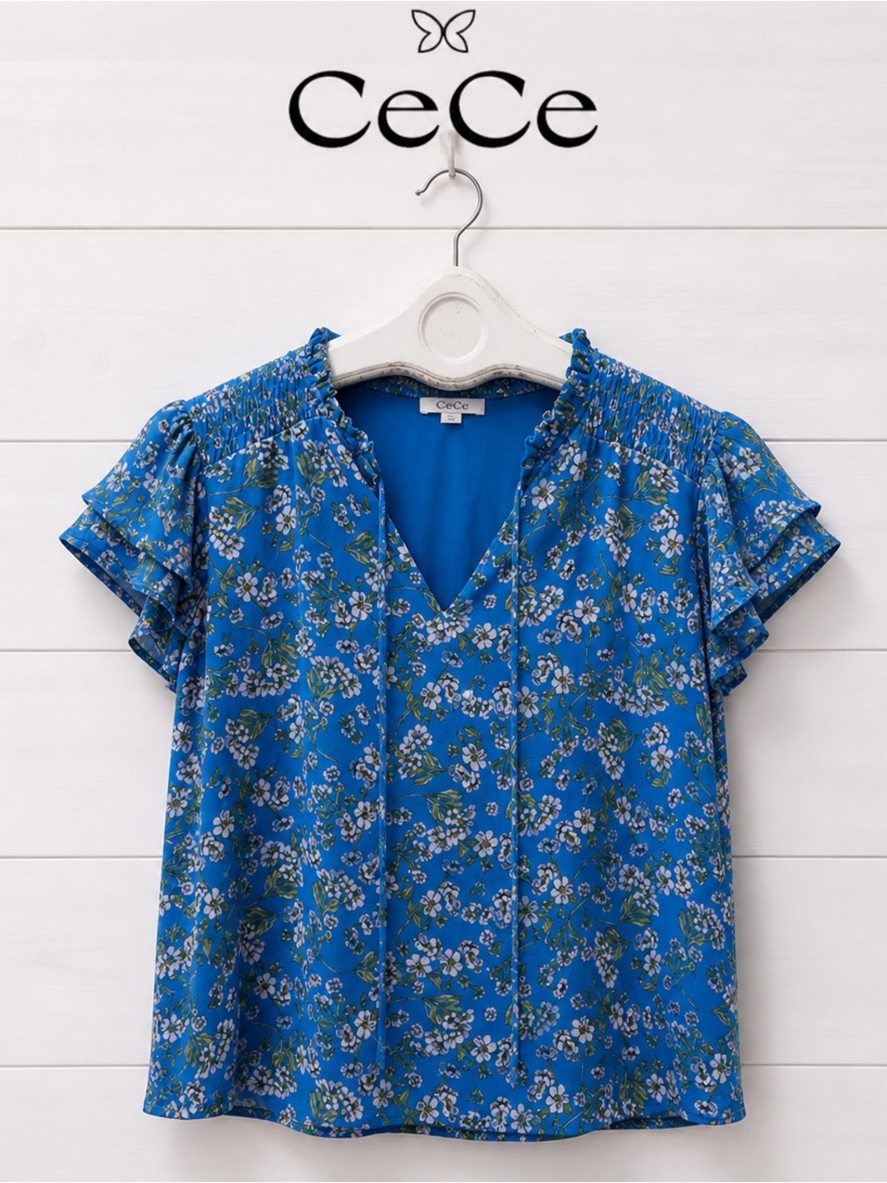 Blue Floral Ruffle Sleeve Top - CeCe - Size S💙